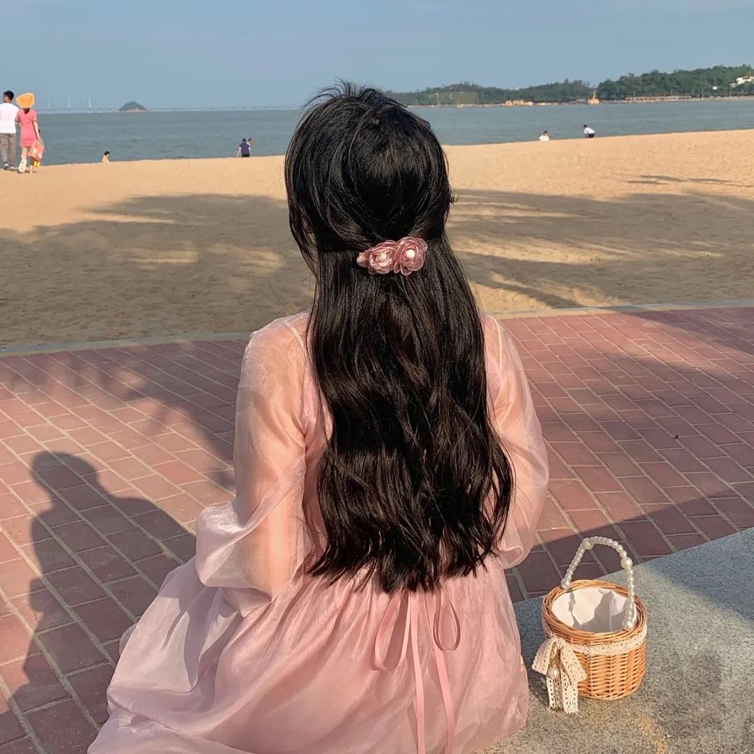 开局外卖系统，我带校花发家致富