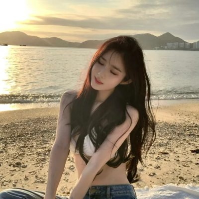 白月光回国他俯首称臣